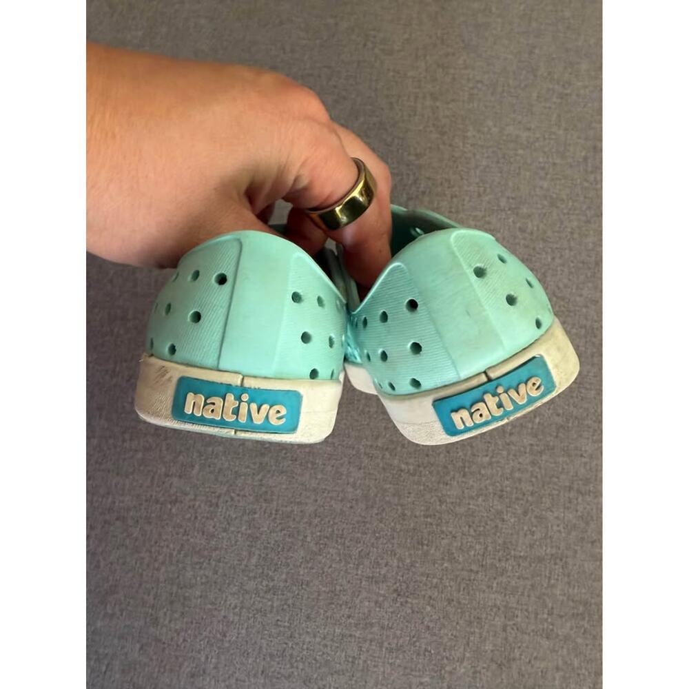 Native Shoes - Picture 3 of 6